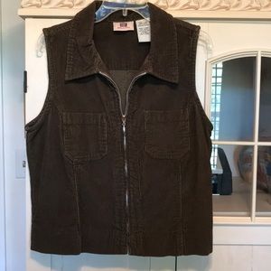 Cord vest